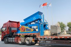 大型液壓移動(dòng)對(duì)輥制砂機(jī)哪家好，多少錢一臺(tái)